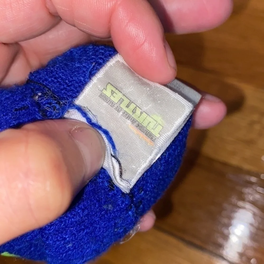 Toddler TMNT mittens EUC bundle & save.